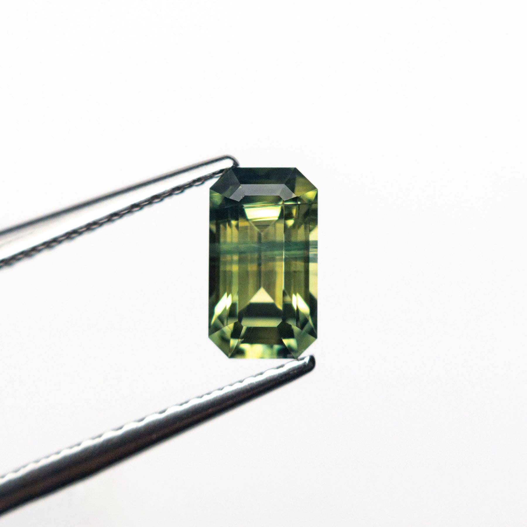 1.04ct 7.18x4.10x3.43mm Cut Corner Rectangle Step Cut Sapphire 26328-1 ...